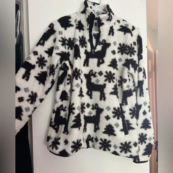 soft Teddy Vera Bradley Winter Pullover - Picture 1 of 3